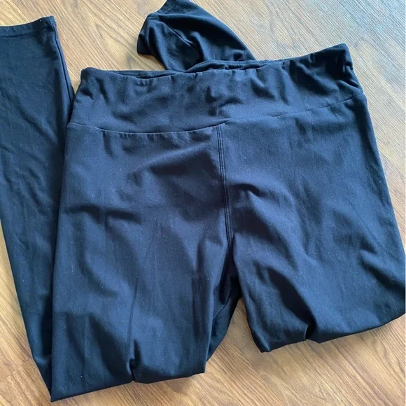 Lot of 3 Lularoe tall and curvy leggings - Picture 3 of 4